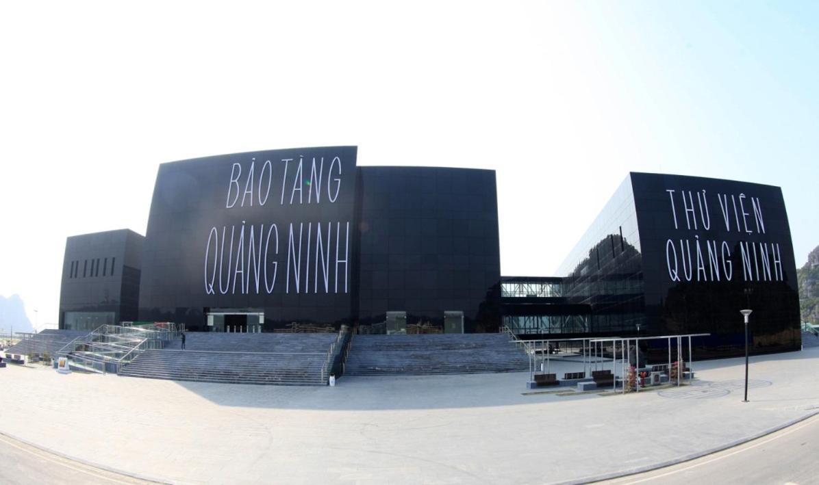 Ngoc Anh Hotel Ha Long Bagian luar foto