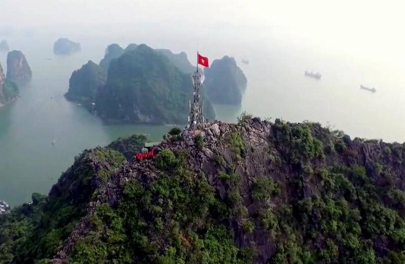 Ngoc Anh Hotel Ha Long Bagian luar foto